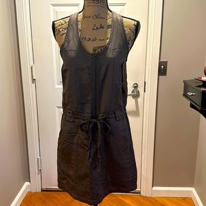 Theory taupy/charcoal cargo dress with racer back. Size 2